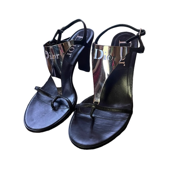 Dior Logo Name Plate Thong Sandals - Picture 6 of 7